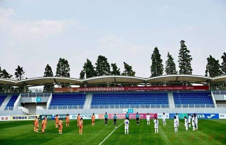 开云体育下载中心：2020中国足球协会乙级联赛在昆明海埂体育训练基地揭幕
