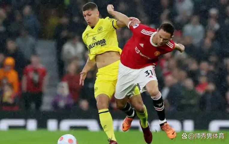 开云官方网站：曼联中场补强计划曝光，冬窗按兵不动，明夏全力出击，两大目标浮出水面